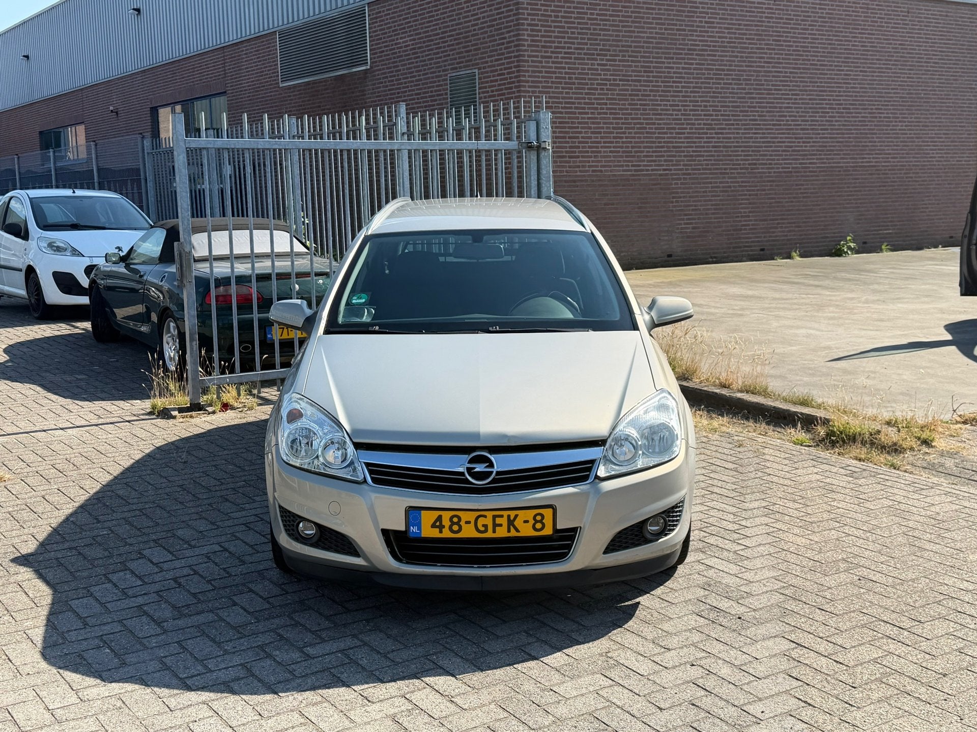 Opel Astra Wagon 1.6 Temptation 116PK! 2e eigenaar! NL AUTO, Voorwielaandrijving, Gebruikt, Zwart, 4 cilinders