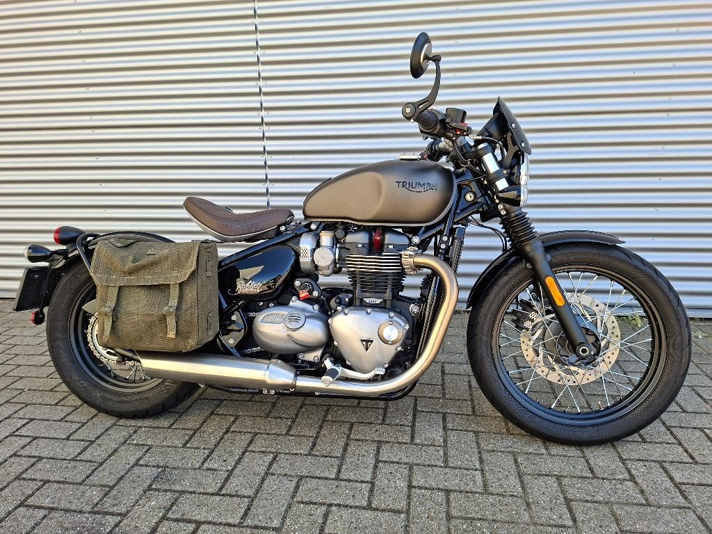 Triumph Bonneville Bobber, 2 cilinders, Motorrijbewijs A, Gebruikt, Particulier