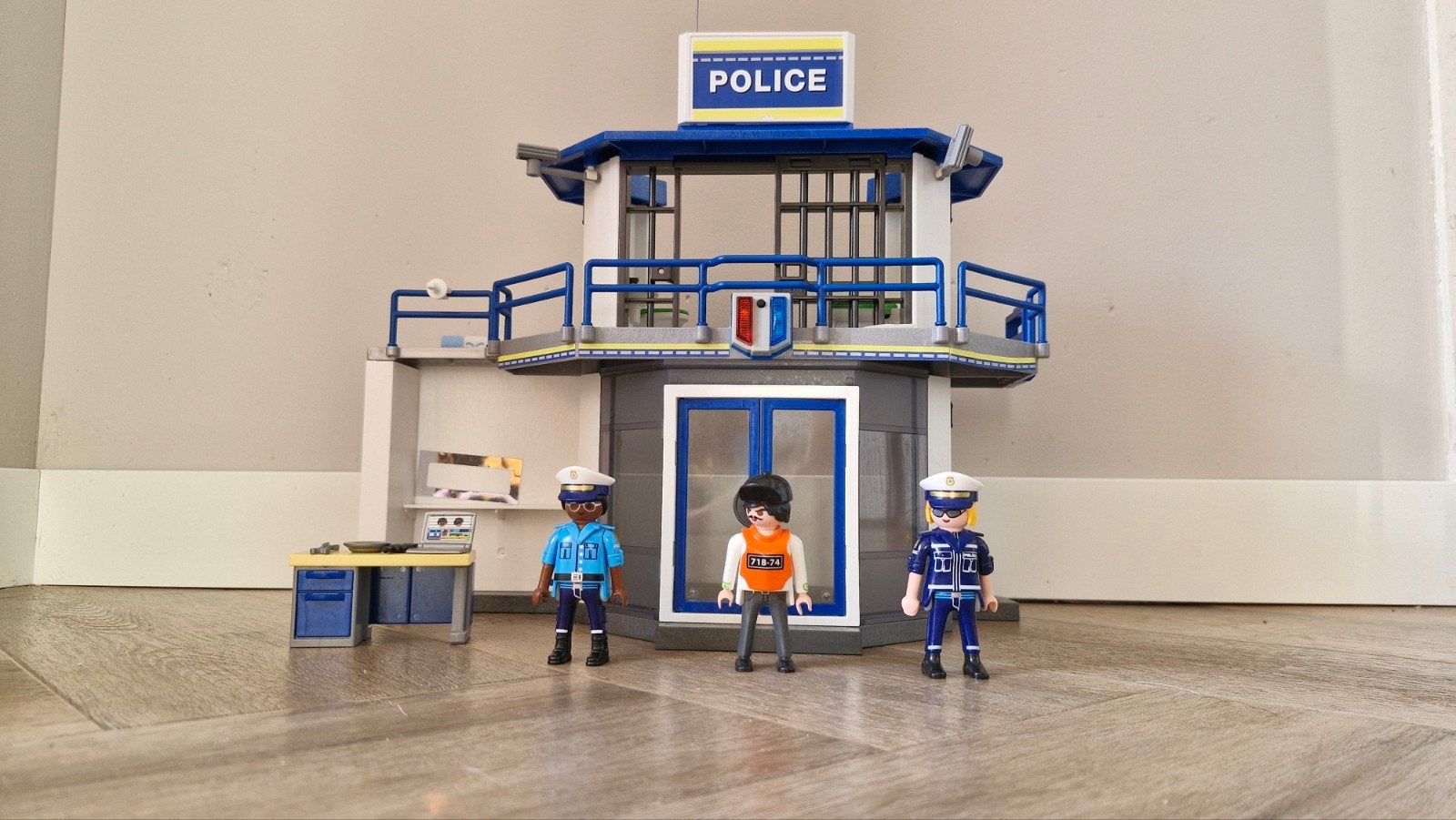 Playmobil Politiebureau met accessoires, Kinderen en Baby's, Ophalen of Verzenden, Gebruikt, Jongen of Meisje