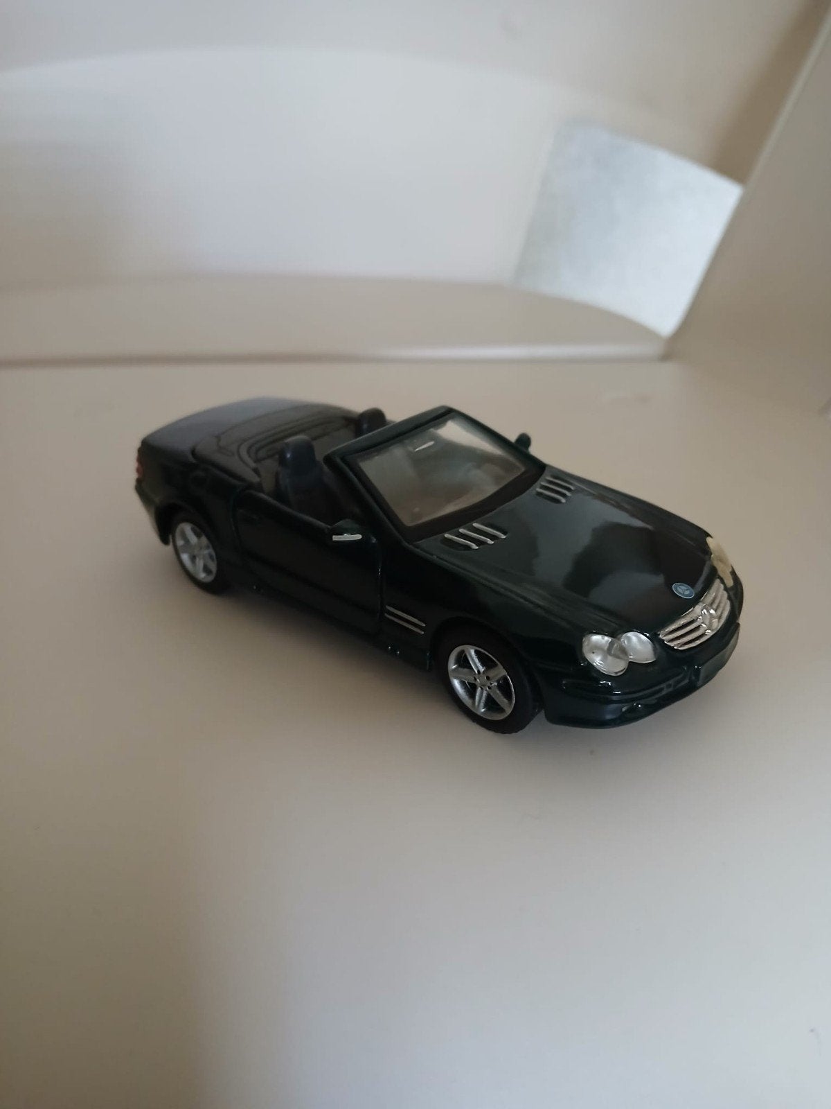 MERCEDES-BENZ  SL 500 R230 2001 Merk:Maisto, Ophalen of Verzenden, Auto, Overige merken