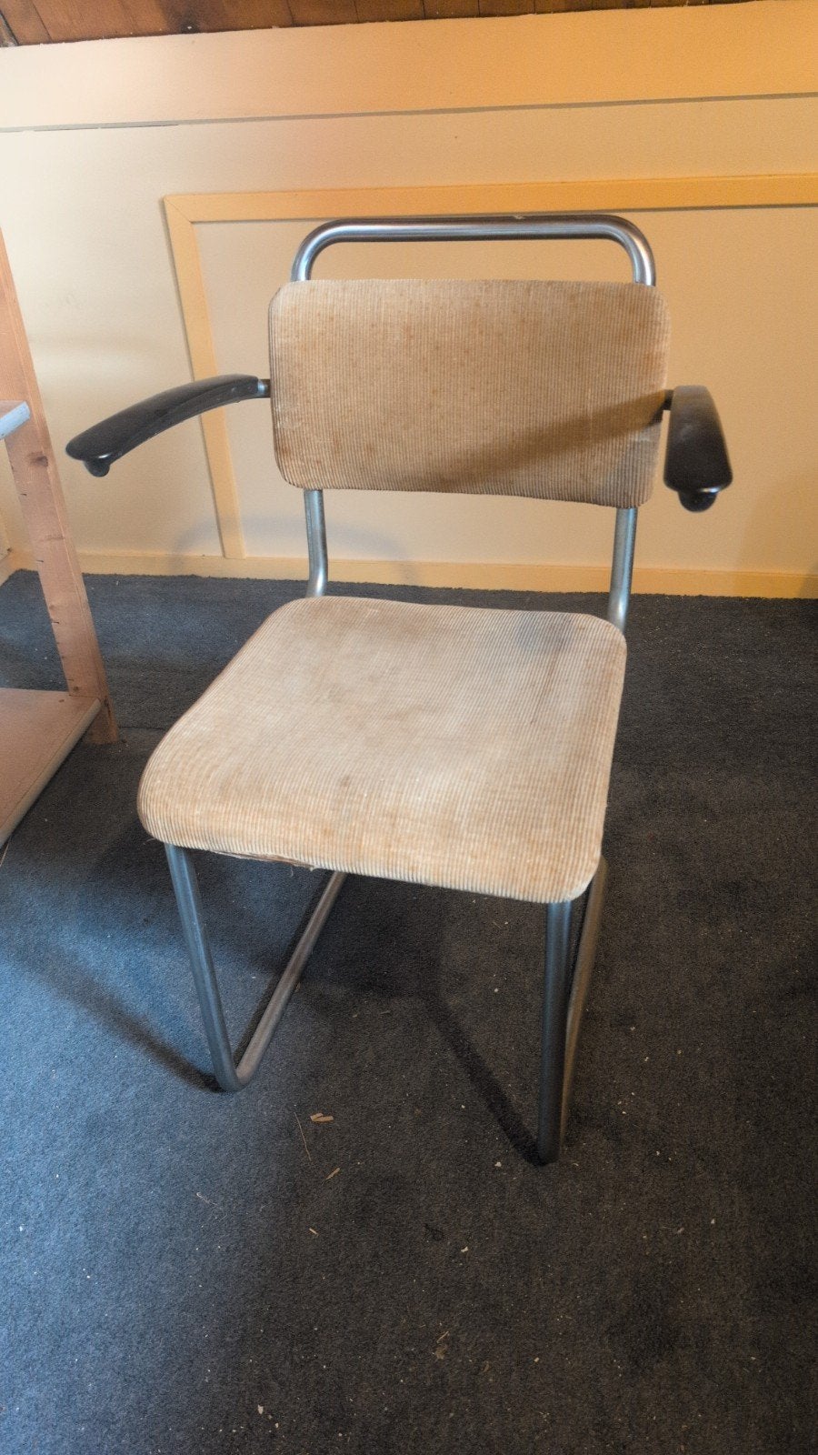 Gispen 201 xl Vintage stoel met armleuningen - Beige ribstof, Huis en Inrichting, Ophalen, Gebruikt, Overige kleuren, Vintage, Retro