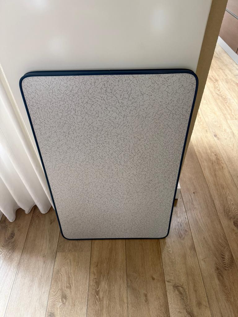Crespo campingtafel 65x100cm, Ophalen, Gebruikt