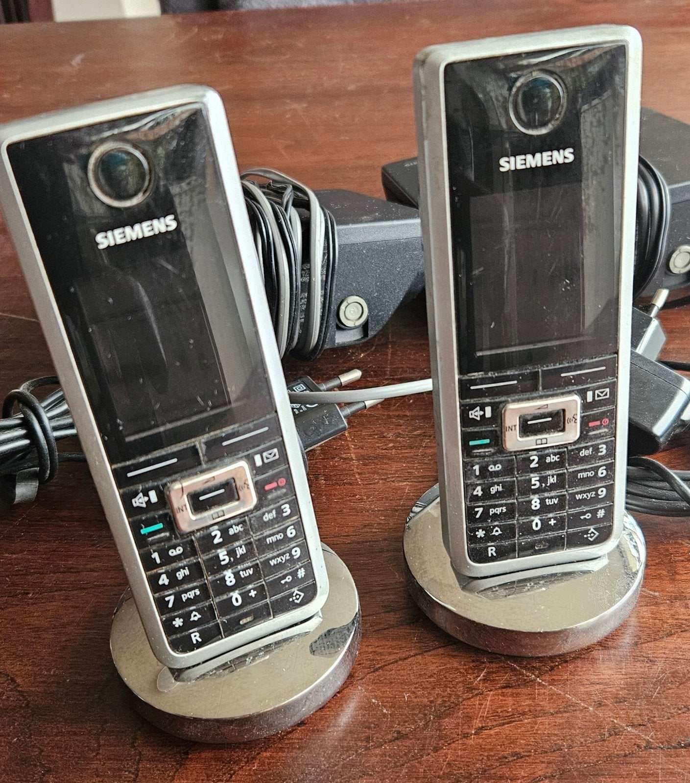 2x Siemens Gigaset SL 560 huistelefoon, Telecommunicatie, Vaste telefoons | Handsets en Draadloos, Ophalen of Verzenden, 2 handsets