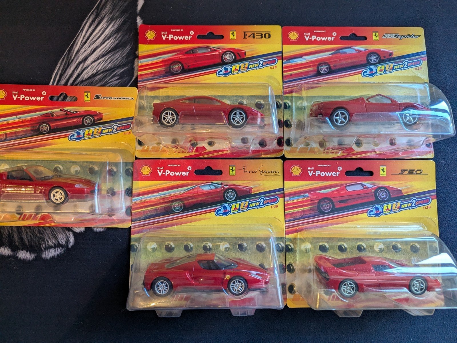Shell V-Power Ferrari  modelauto's 1:38 5 modellen, Ophalen of Verzenden, Nieuw, Auto