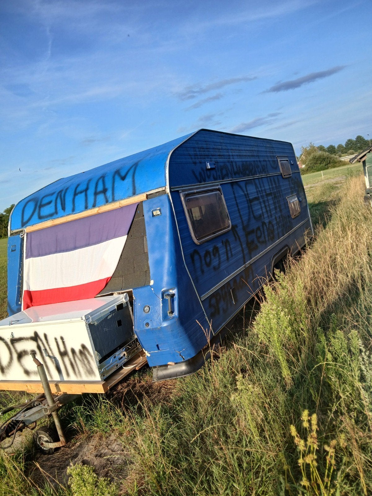 festival caravan
