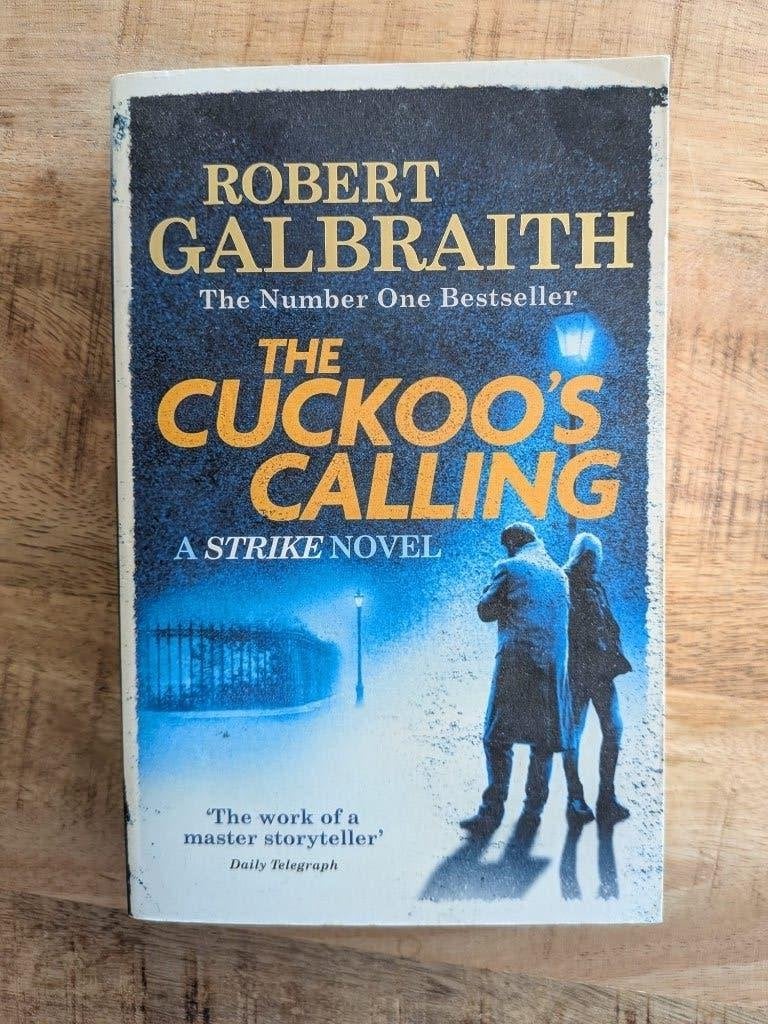 The Cuckoo's Calling - Robert Galbraith, Ophalen of Verzenden, Zo goed als nieuw, Robert Galbraith
