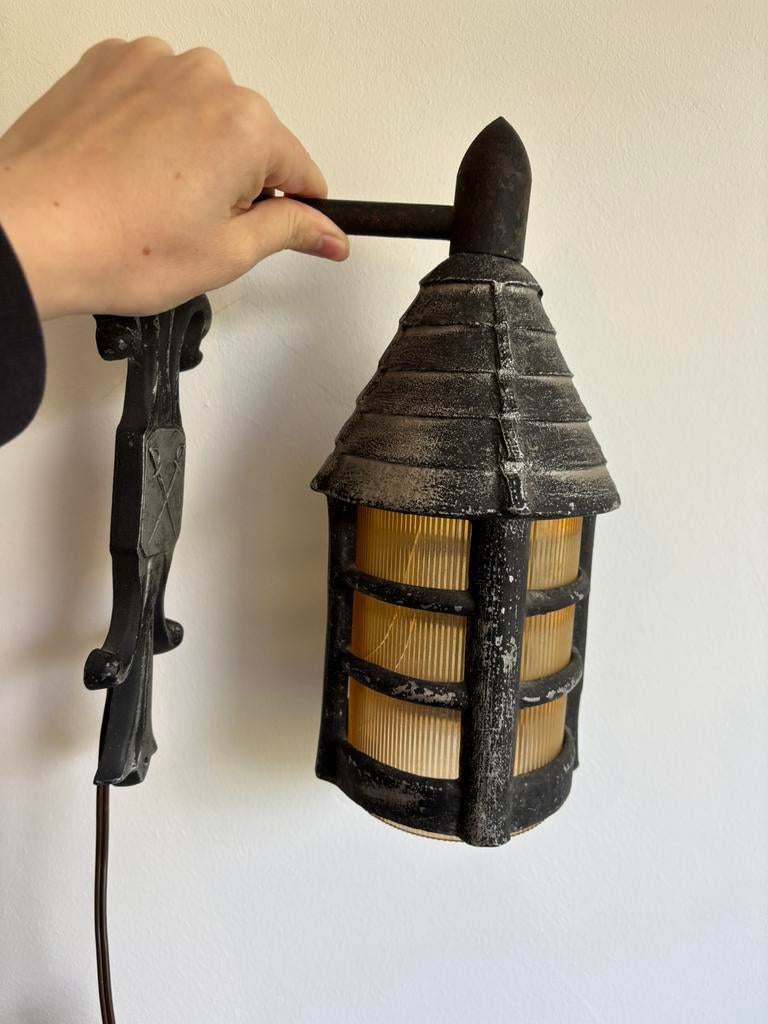Vintage wandlampje gietijzer, Ophalen of Verzenden, Gebruikt, Metaal