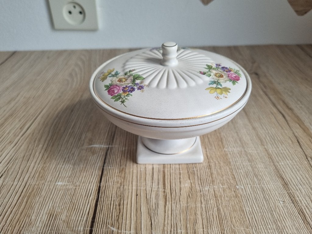 Mooie Vintage Bonbon Schaal van Keramiek Flora Gouda Holland, Verzenden