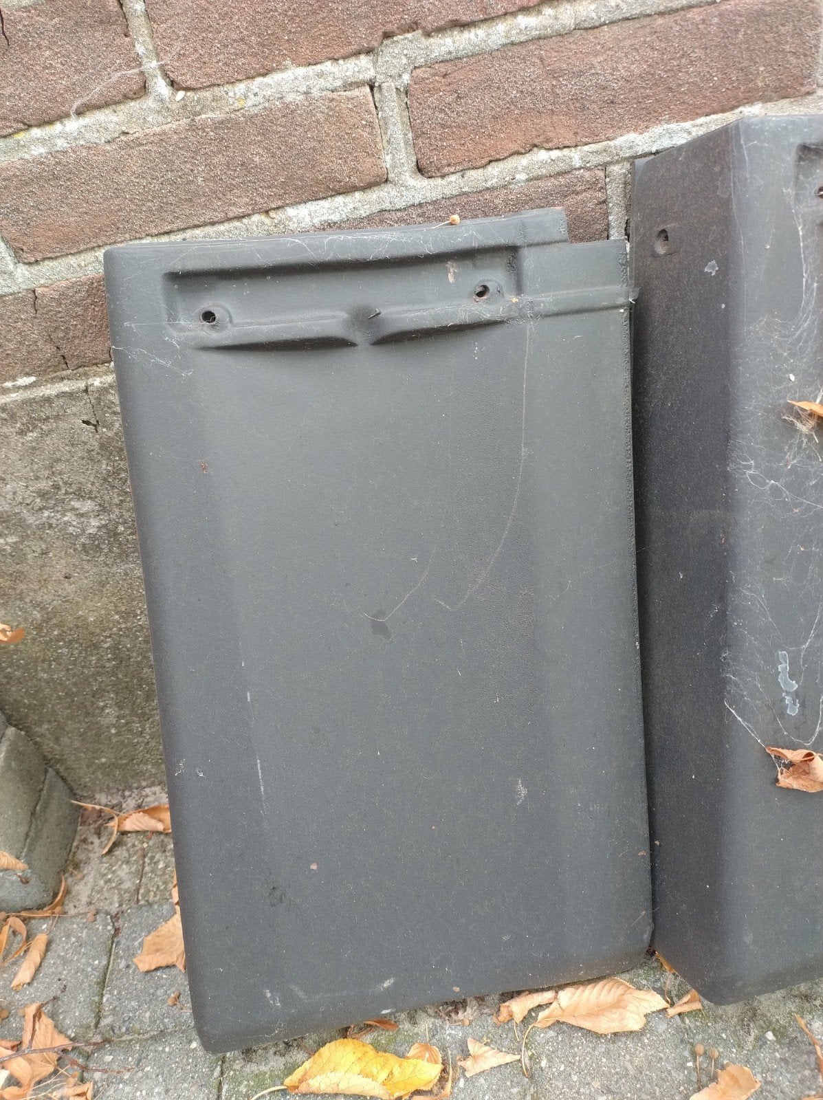 13 Linkse hugenot kantpannen - Gebruikt, Doe-het-zelf en Verbouw, Dakpannen en Dakbedekking, Ophalen of Verzenden