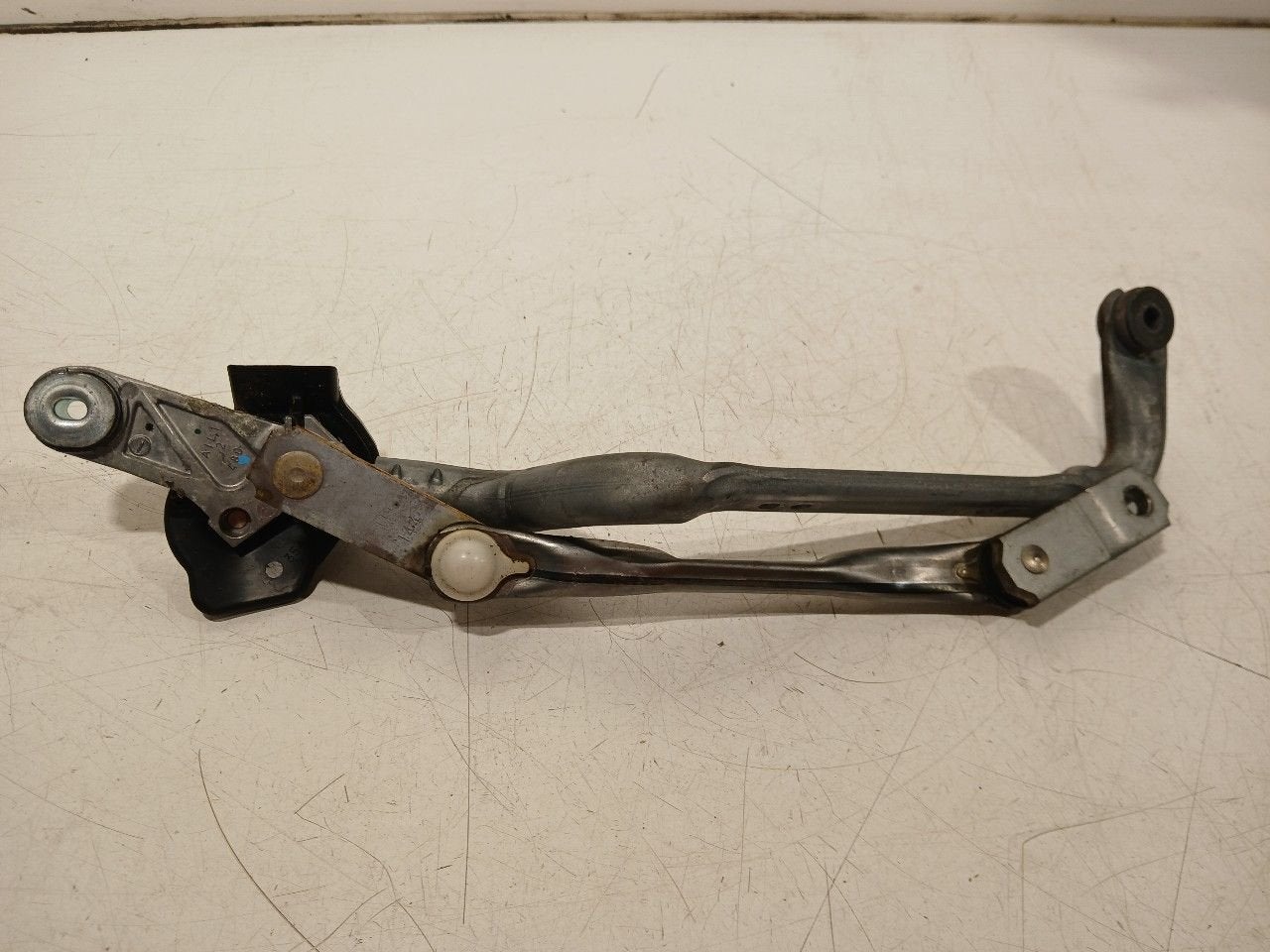 Ruitenwisser mechaniek voor Toyota Yaris, Auto-onderdelen, Onderdelen@venauto.nl, Van der Ven Autorecycling B.V., Gebruikt, Ettenseweg 76, 4706 PB Roosendaal, The Netherlands