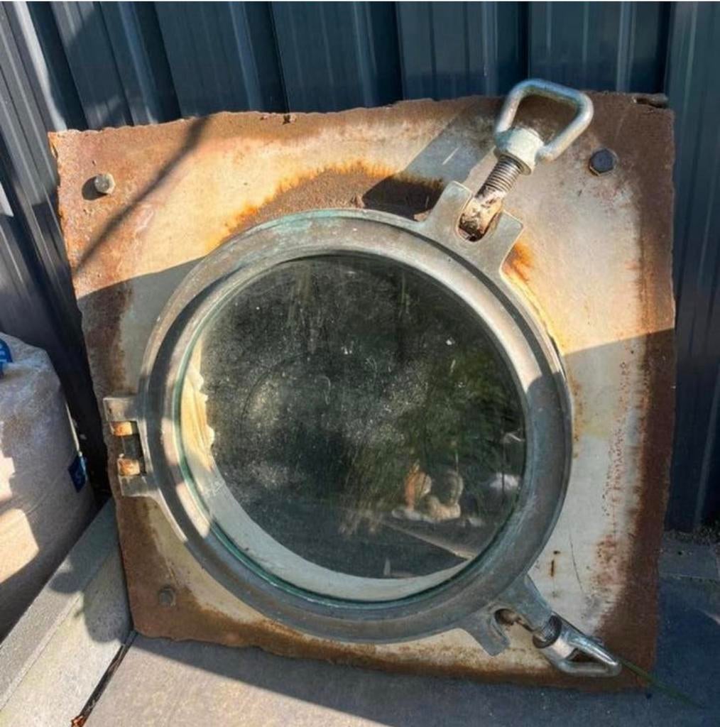 Patrijspoort . Oud. Van een Schip. Heeft als raam gediend ., Ophalen of Verzenden