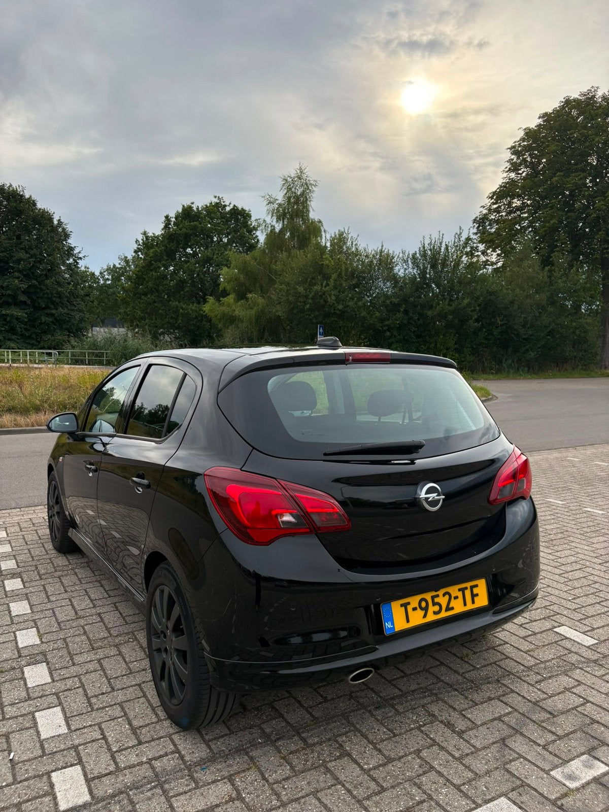 Opel Corsa 1.4 OPC LINE 110KW 5D 2018, Auto's, Voorwielaandrijving, 15 km/l, Zwart, 1200 kg