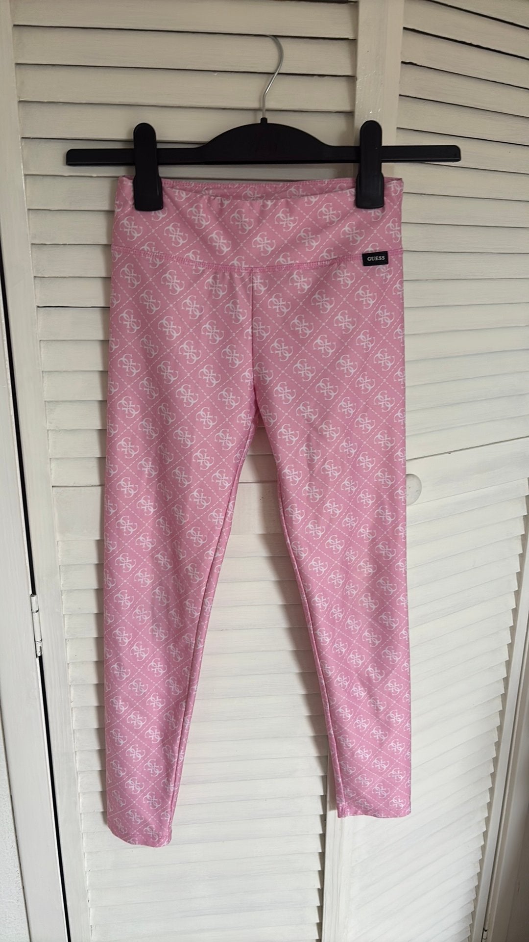 Guess trainingsbroek maat 140, Ophalen of Verzenden, Zo goed als nieuw, Meisje, Broek