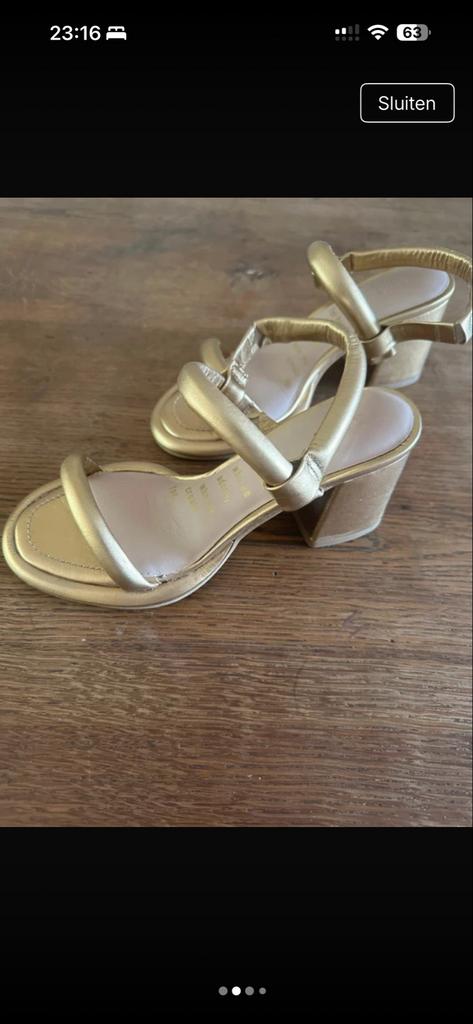 Bronx nieuwe gouden sandalen met blokhak maat 36, Overige kleuren, Nieuw, Sandalen of Muiltjes, Ophalen of Verzenden