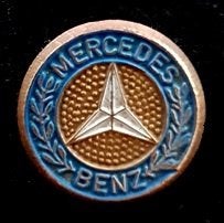 Mercedes-Benz speld l.blauw-goudkleur 14 mm., Verzamelen, Verzenden, Nieuw, Transport, Speldje of Pin