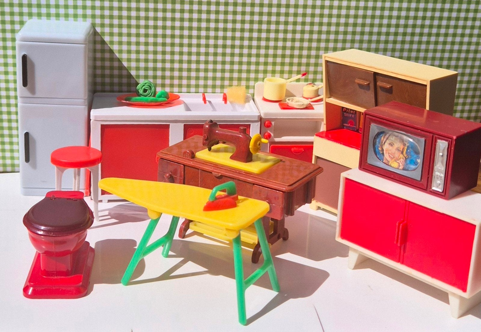Vintage poppenhuis meubeltjes 1:16 jaren 50 60 retro keuken, Ophalen of Verzenden, Gebruikt, Gebruiksvoorwerp