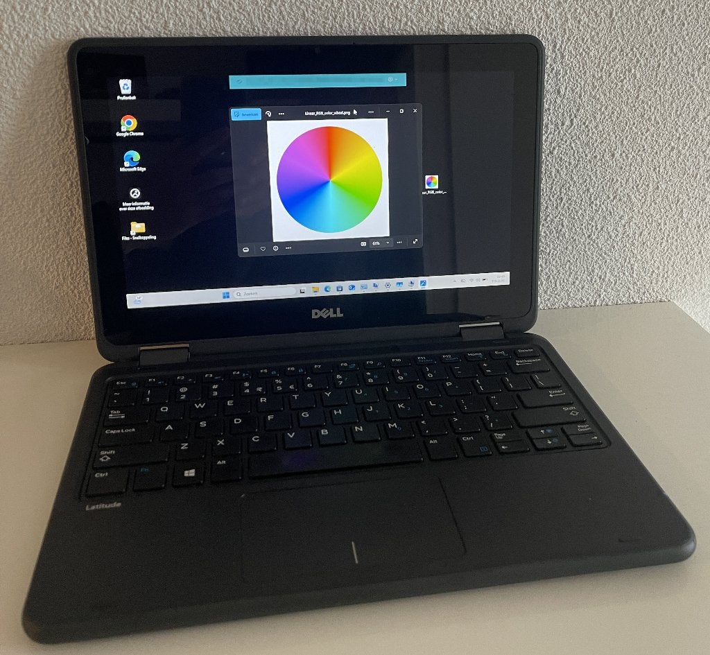 Dell Latitude 3189, 2-in-1 Touchscreen, SSD 128GB, Win11 Pro, Computers en Software, Ophalen, Gebruikt, Qwerty, SSD