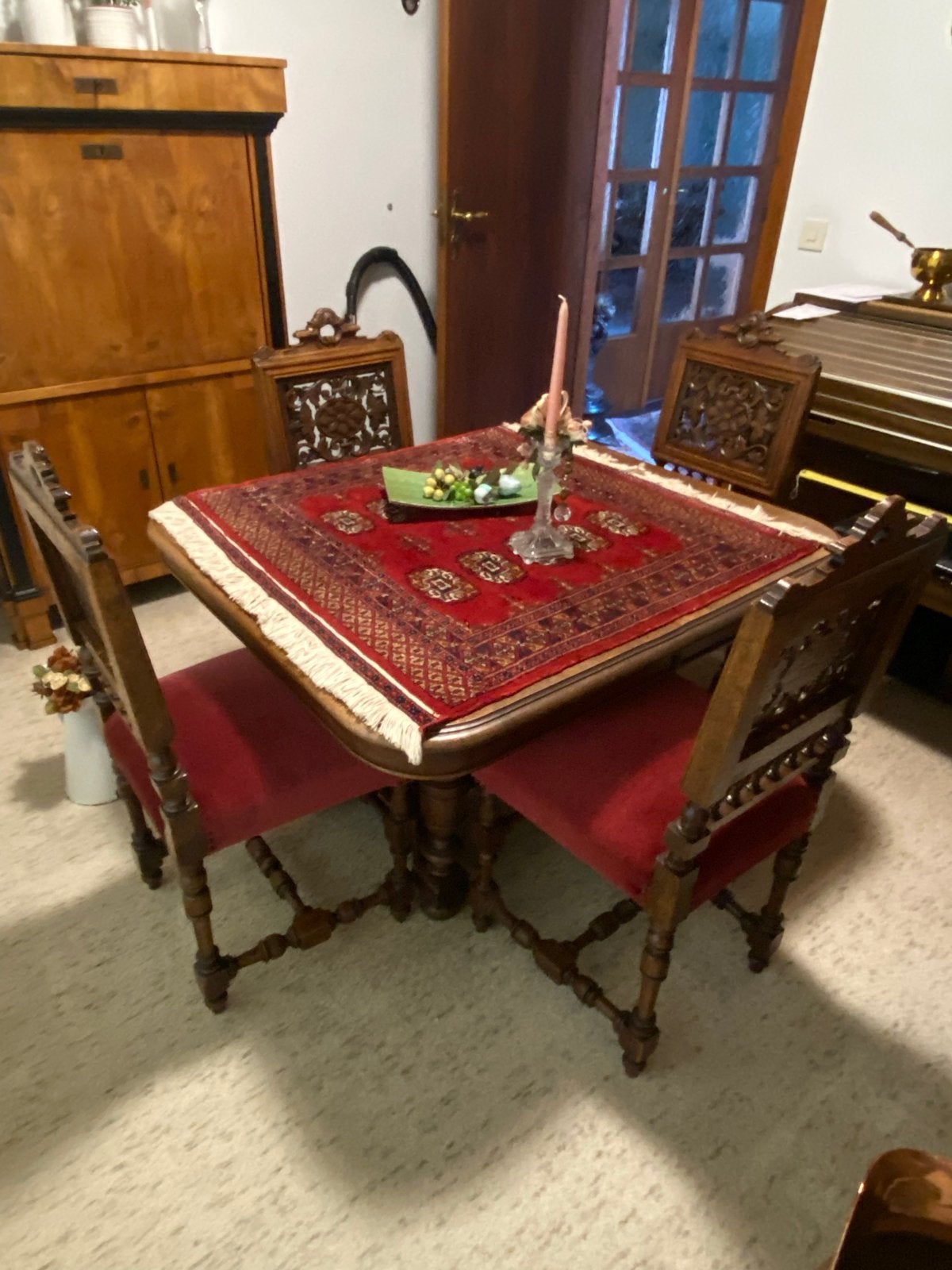 Antieke Eettafel met 4 Stoelen, Antiek en Kunst, Ophalen