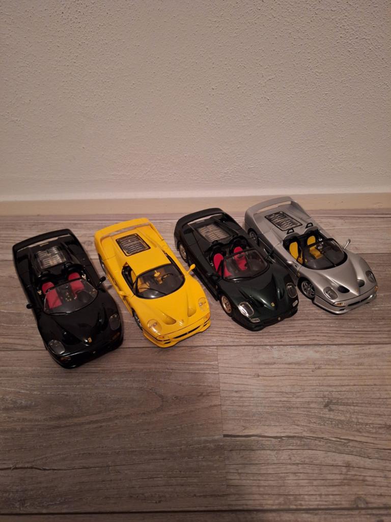 4x Ferrari F50 Hot Wheels, Mira, Maisto en Bburago 1:18, Hobby en Vrije tijd, Modelauto's | 1:18, Ophalen of Verzenden, Zo goed als nieuw