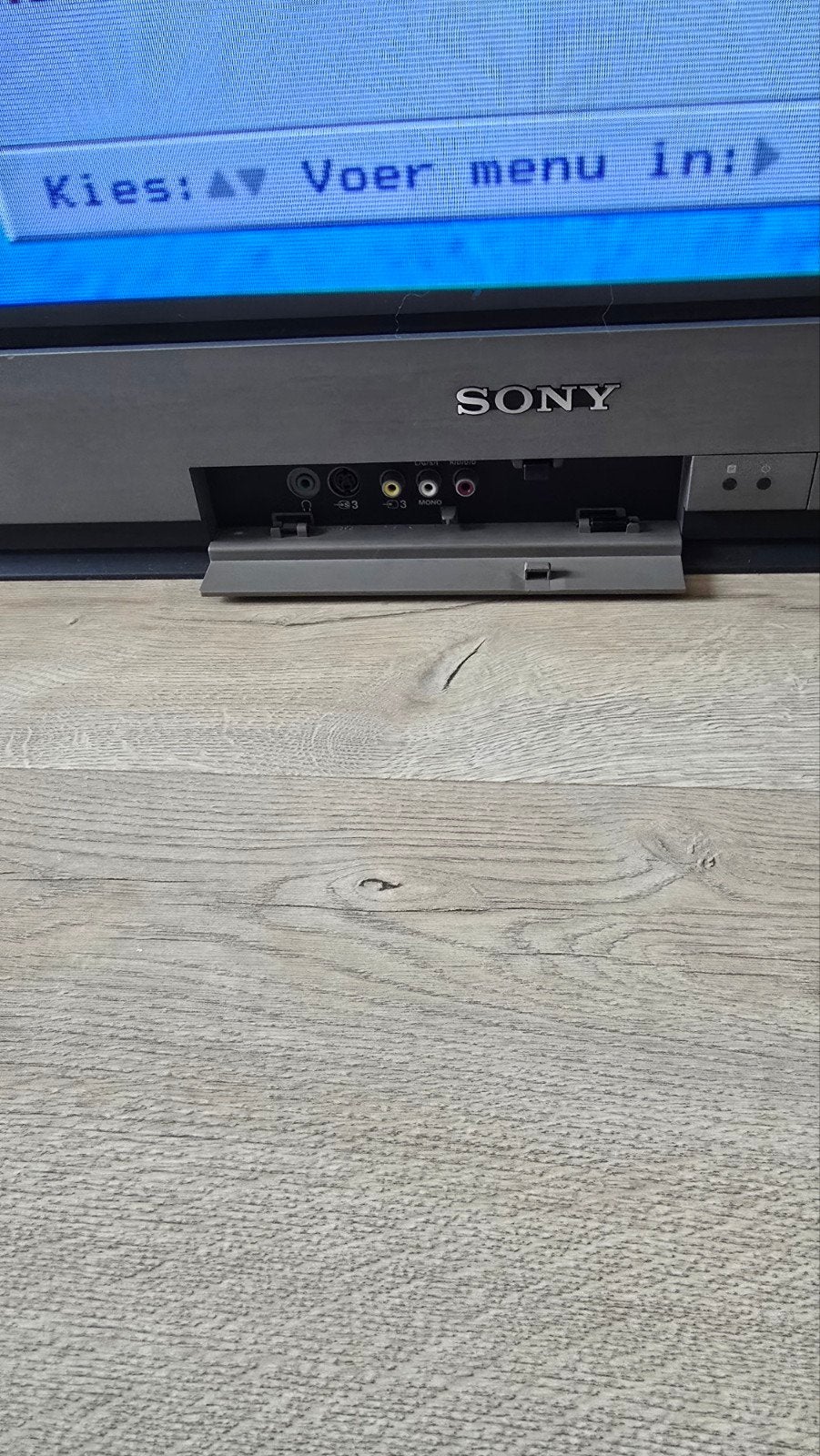 Foto 11 van Sony Trinitron KV-29FC60B | Ultieme Retro Gaming TV