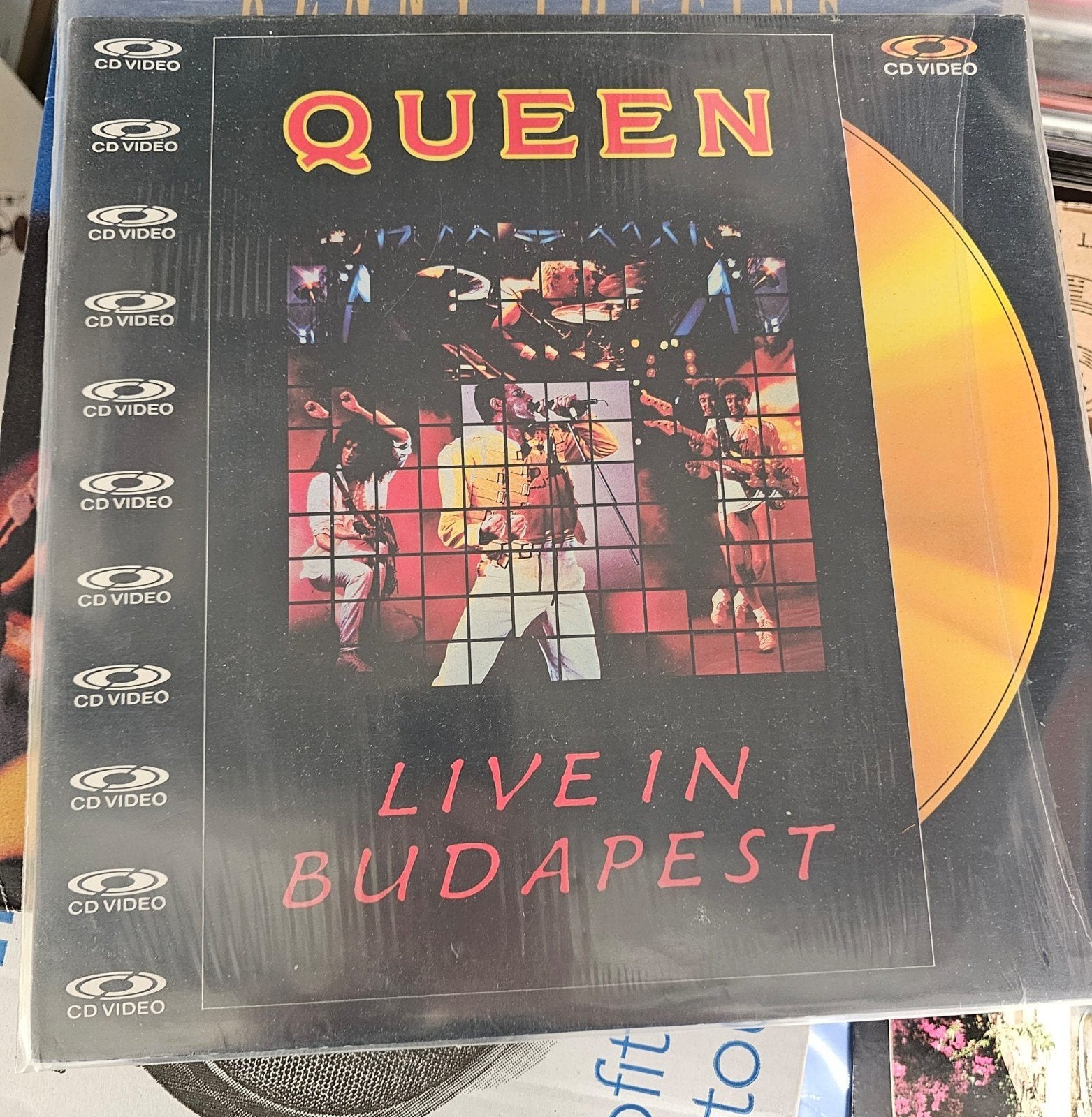 Queen - Live in Budapest CD Video laserdisc, Alle leeftijden, Ophalen of Verzenden, Zo goed als nieuw