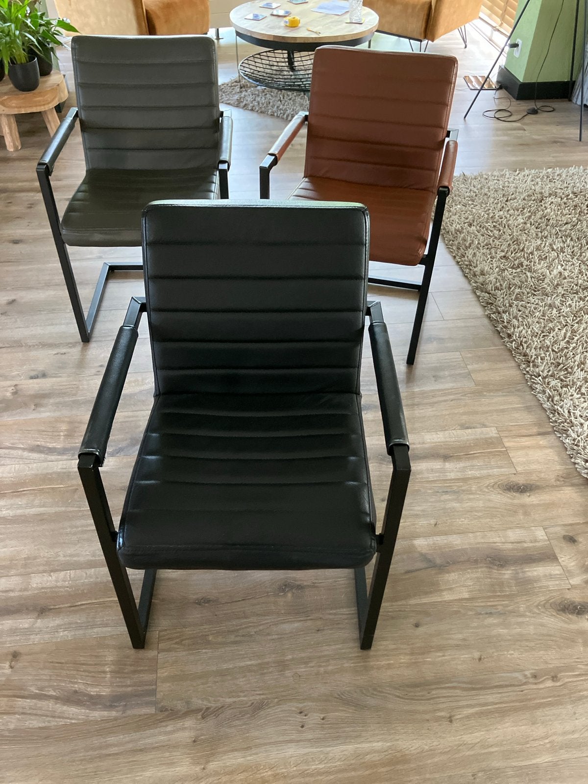 6 Runderlederen stoelen (2x bruin, 2x zwart, 2x grijs), Huis en Inrichting, Stoelen, Ophalen, Gebruikt, Bruin, Leer