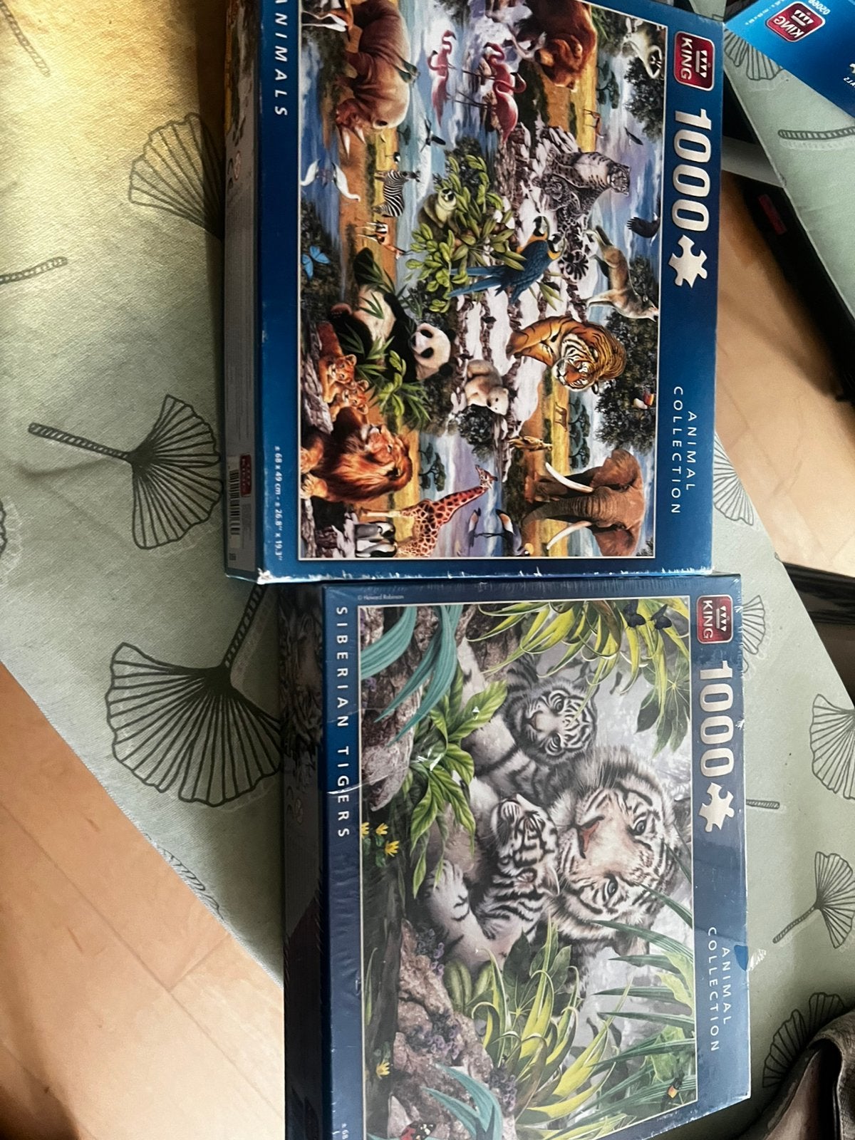 2 puzzels 1000 1 nieuw 1 een keer gemaakt maar compleet, Ophalen of Verzenden, 500 t/m 1500 stukjes, Zo goed als nieuw