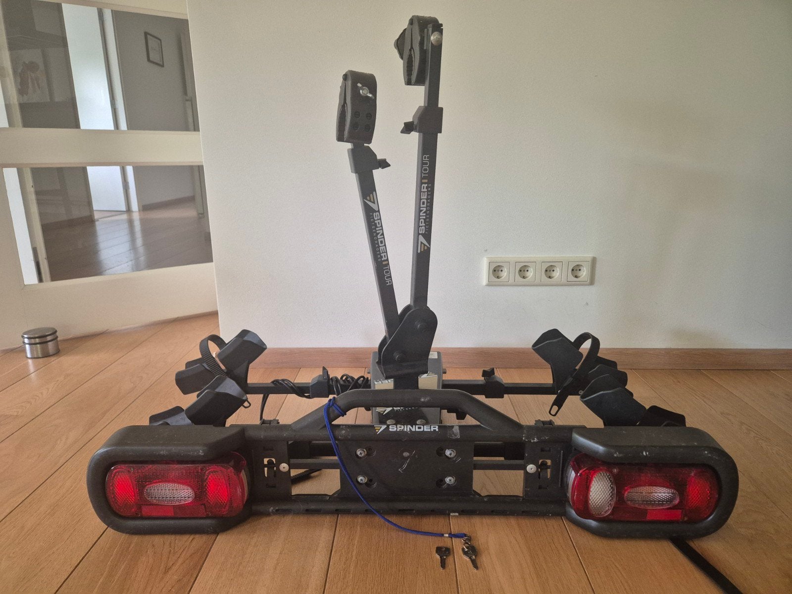 Spinder Tour TR-9000 trekhaak fietsendrager voor 2 fietsen, Auto diversen, Fietsendragers, Ophalen, Gebruikt, 2 fietsen, Trekhaakdrager