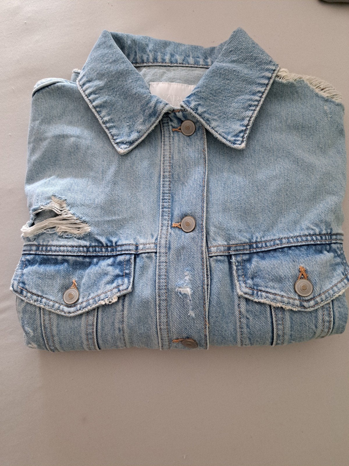 Zara oversized spijkerjas met scheuren - XS, Blauw, Zara, Ophalen of Verzenden, Zo goed als nieuw