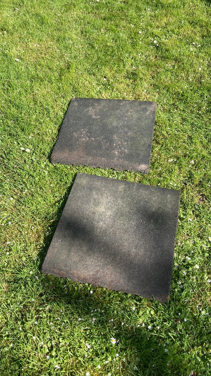 rubberen tegels 2x, Tuin en Terras, Terrasdelen en Vlonders, Ophalen, Zo goed als nieuw, Kunststof