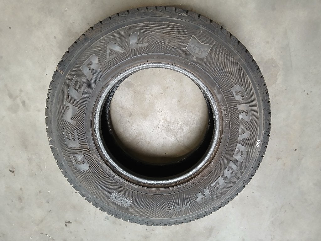 General Grabber HTS 235/85R16 band, Gebruikt, Ophalen of Verzenden, A, A