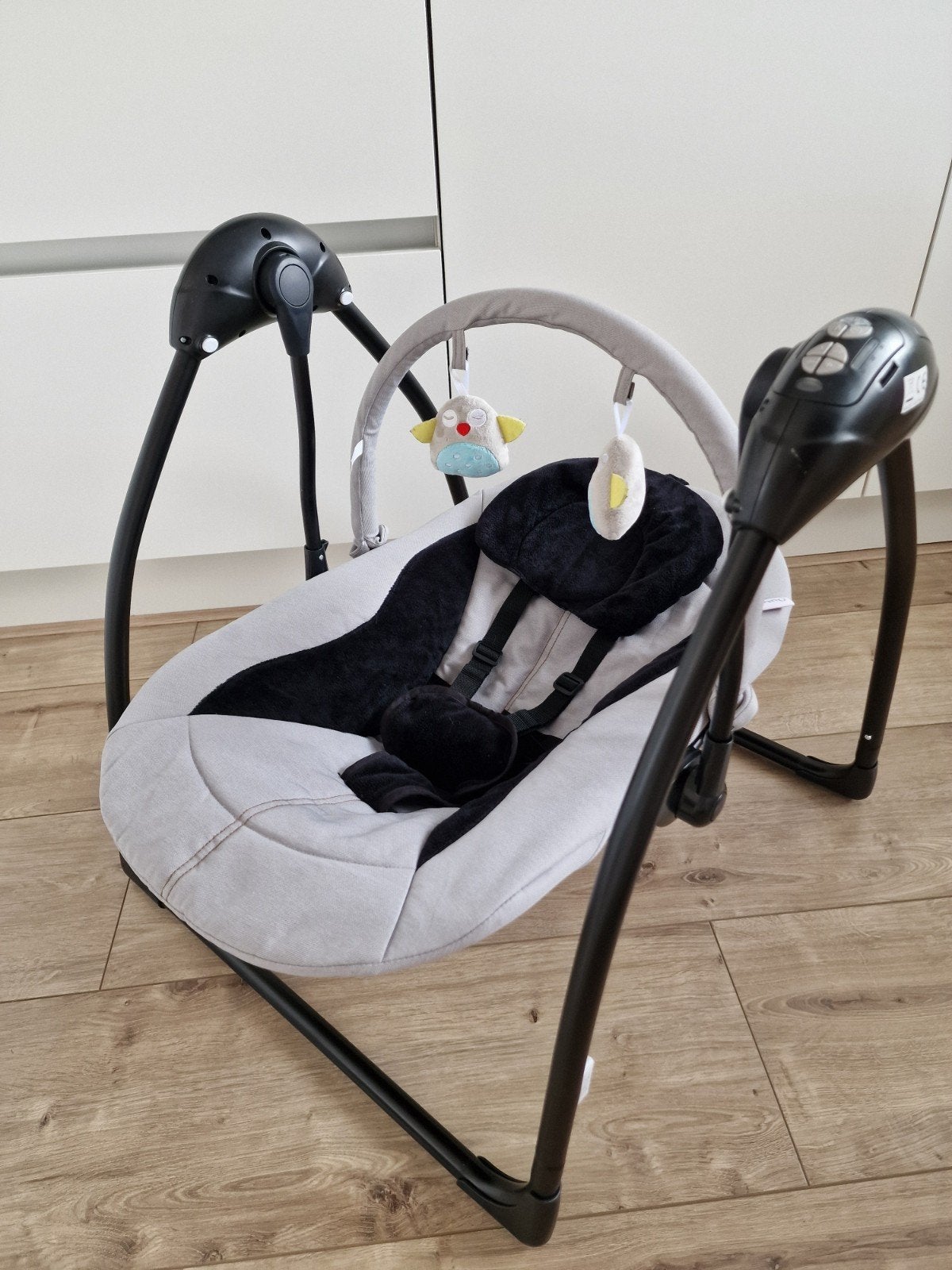 baby schommelstoel met muziek en timer opklapbaar, Ophalen, Zo goed als nieuw