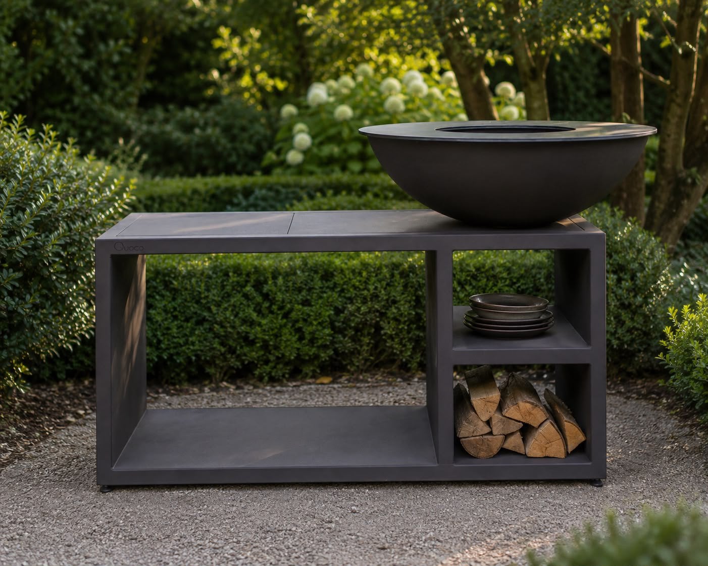 Quoco Piatto Tavolo Large Black Gray, Ophalen, Zo goed als nieuw