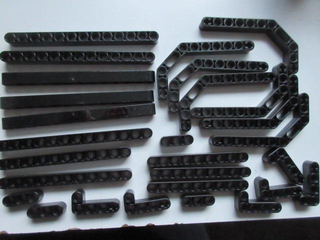 nr. 8156, Nieuwe zwarte Technic liftarmen, beams, Kinderen en Baby's, Speelgoed | Duplo en Lego, Ophalen of Verzenden, Nieuw, Complete set
