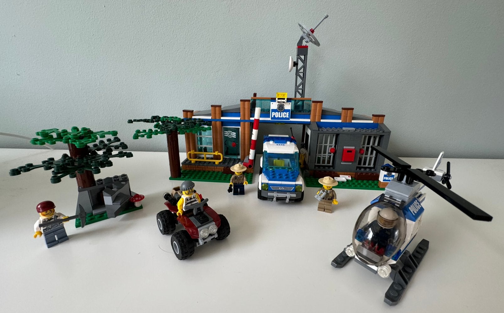 Lego City 4440 - Bospolitiebureau, Lego, Ophalen of Verzenden, Complete set, City