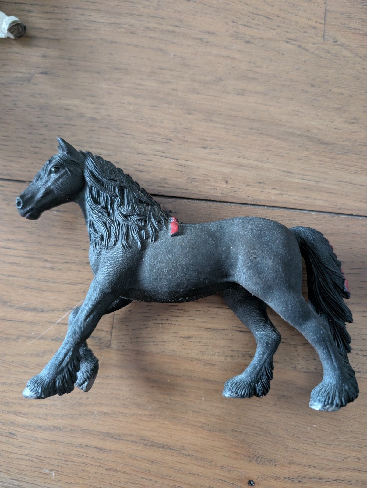 Schleich Friese merrie 2013 – zwart paard, Ophalen of Verzenden, Zo goed als nieuw, Paard, Beeldje of Figuurtje