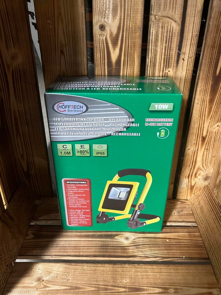 Nieuwe Höfftech LED Straler Inklapbaar + Oplaadbaar 10W, Caravans en Kamperen, Zaklampen, Nieuw, Ophalen of Verzenden