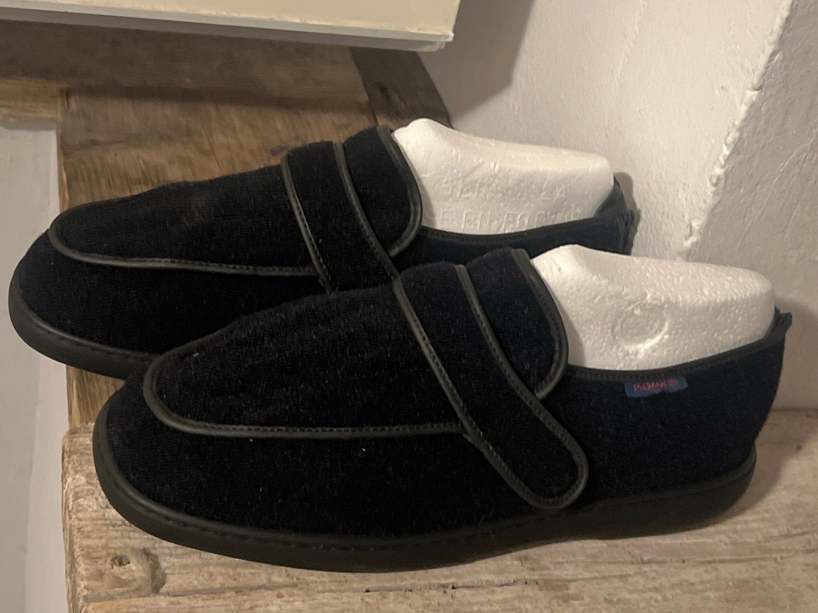 Verbandschoen maat 41, Ophalen of Verzenden, Zo goed als nieuw, Sneakers of Gympen