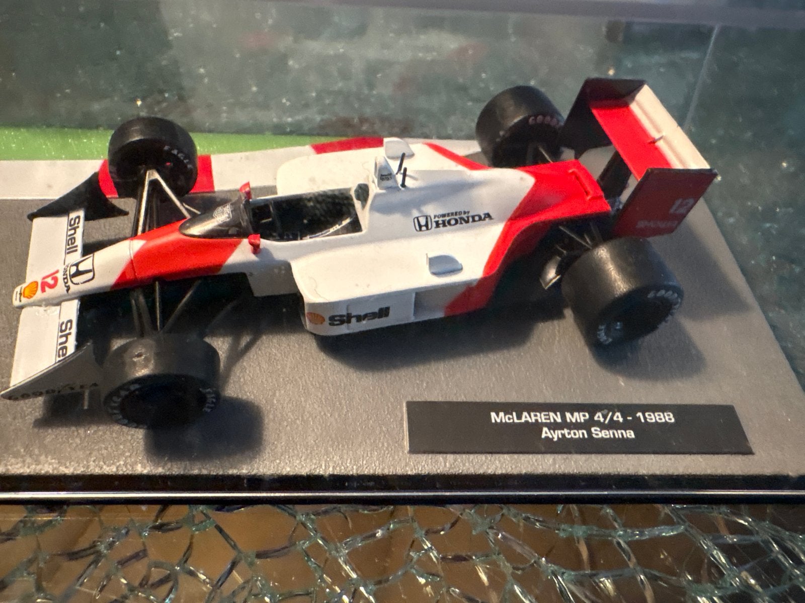 McLaren MP4/4 - 1988 Ayrton Senna modelauto, Overige merken, Gebruikt, Auto, 1:32 tot 1:50