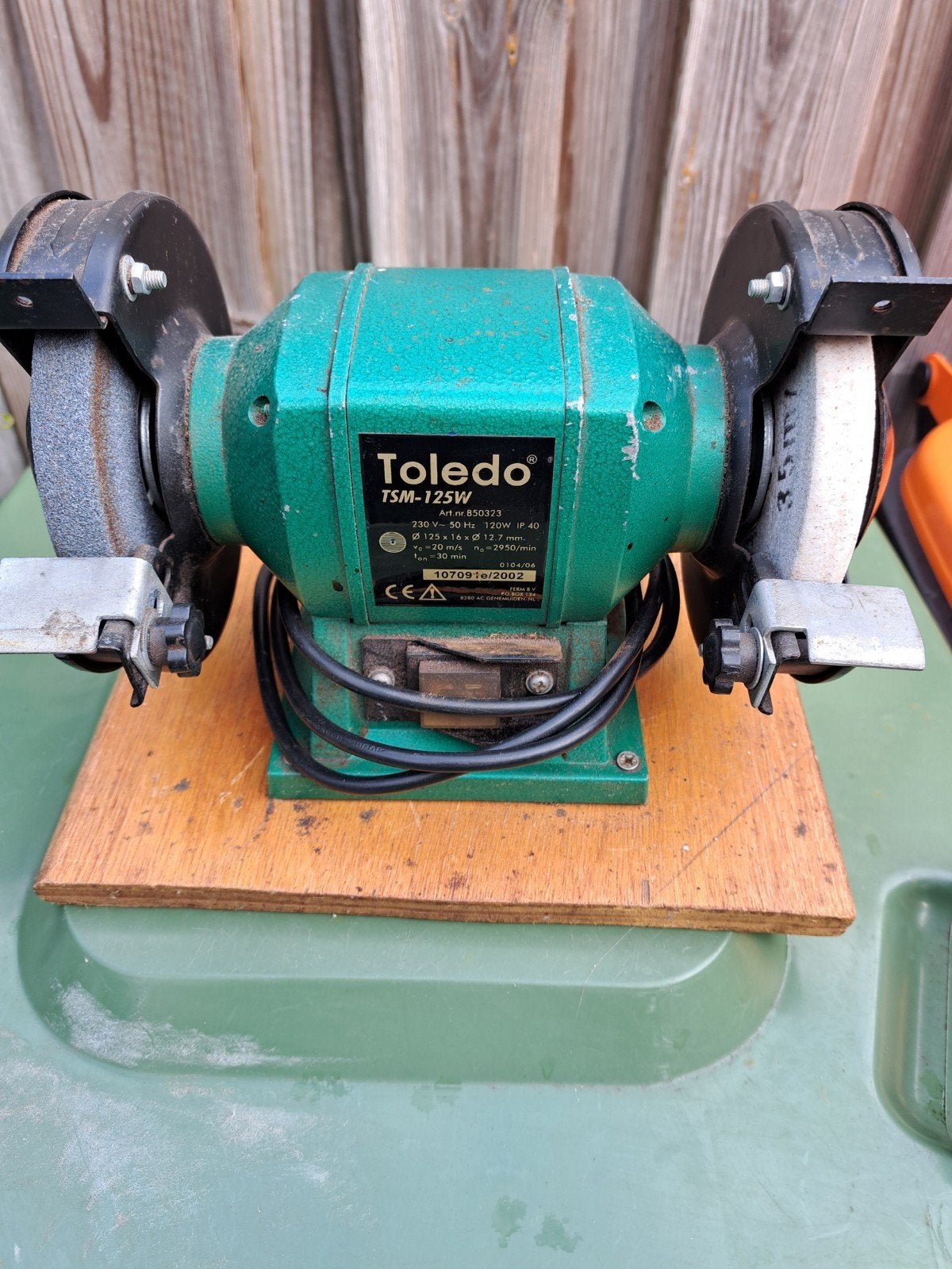 slijp machine, Doe-het-zelf en Verbouw, Gereedschap | Slijpmachines, Ophalen, Minder dan 700 watt, Werkbankslijpmachine