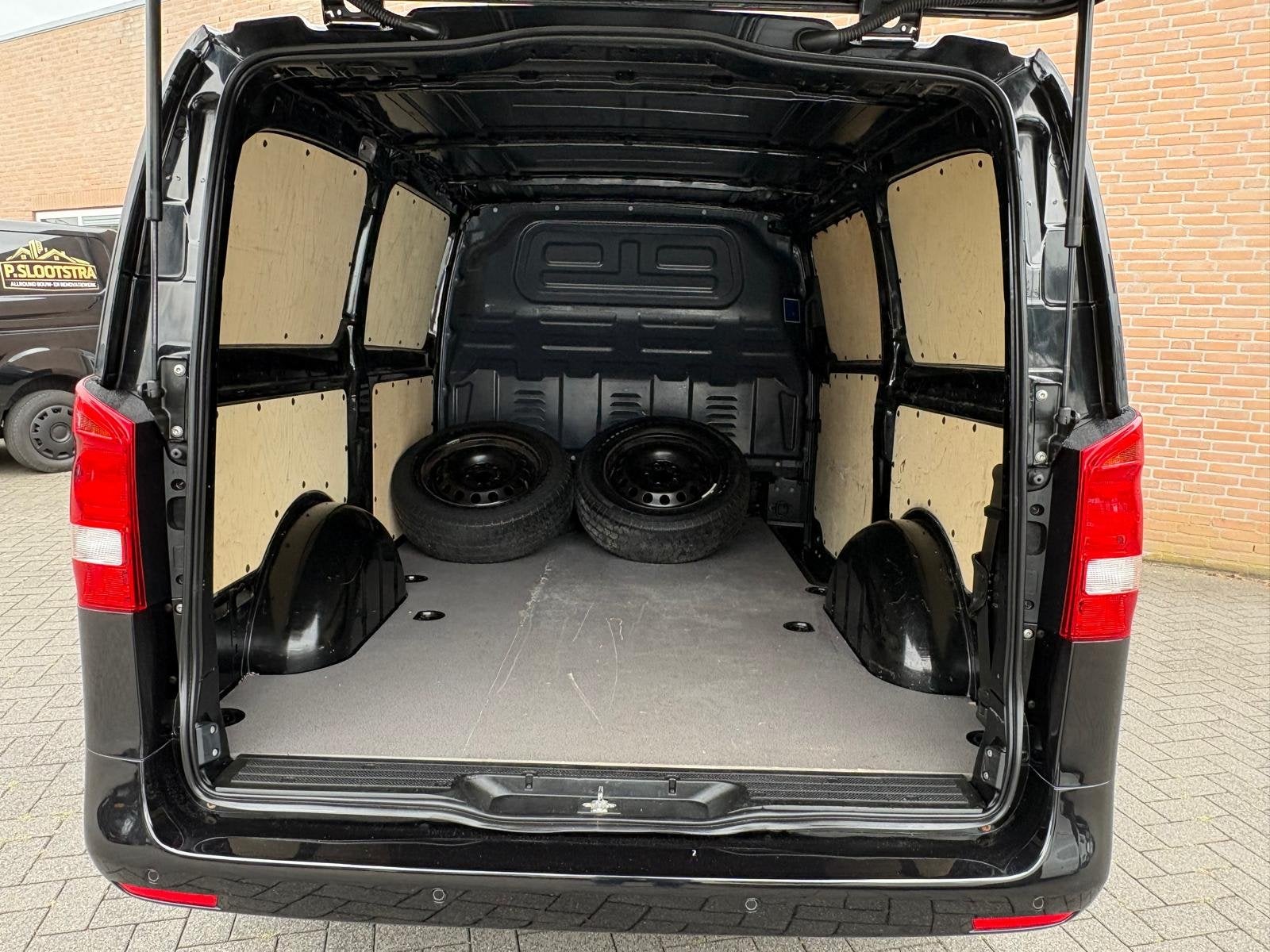 Mercedes-Benz Vito 114CDI 136PK Lang / Camera / Cruisecontro, Auto's, Voorwielaandrijving, Dealer onderhouden, Gebruikt, 4 cilinders