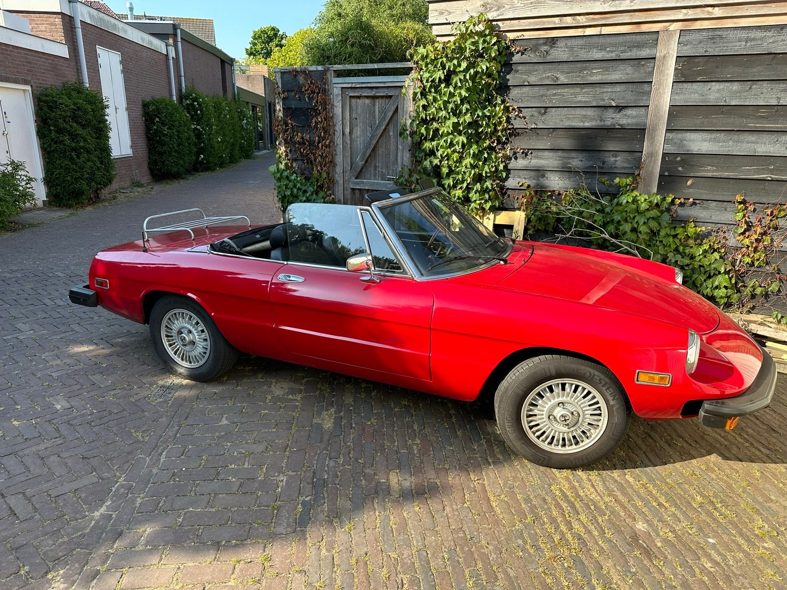 Alfa Romeo Spider 2.0 USA 1977, Zwart, Cabriolet, Spider, Handgeschakeld