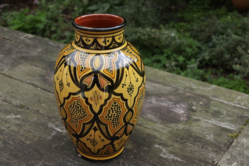 Marokkaanse vaas geel/saffraan-zwart, Ophalen, Gebruikt, Steen/keramiek, 42 cm