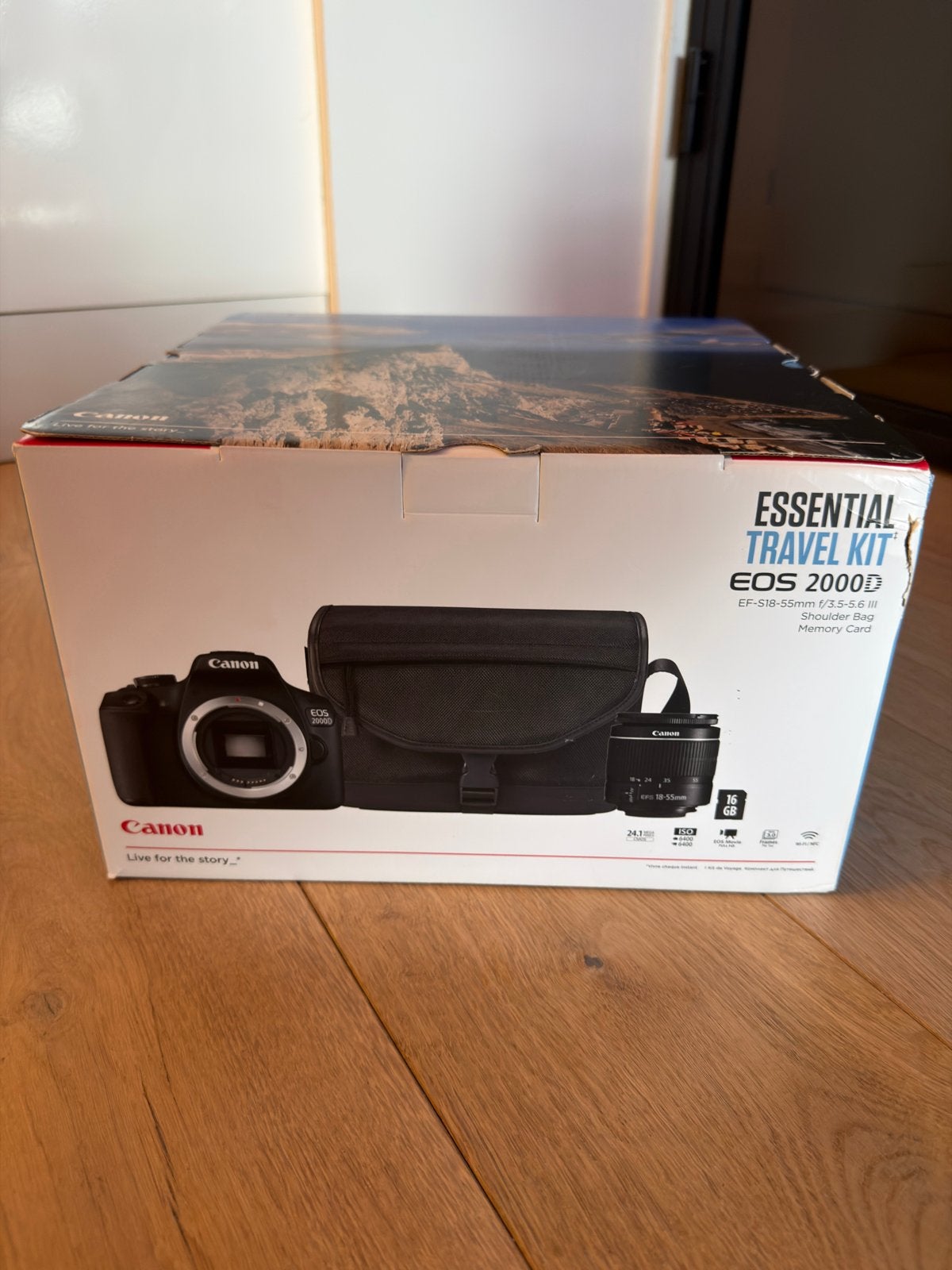 Canon EOS 2000D Essential Travel Kit - Nieuw in doos, Audio, Tv en Foto, Fotocamera's Digitaal, Ophalen, Spiegelreflex, Canon