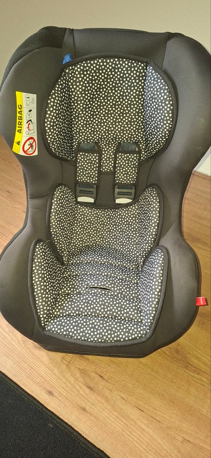 Hema autostoel 0-18 kg, zwart met witte stippen, Overige merken, 0 t/m 18 kg, Ophalen of Verzenden, Gebruikt