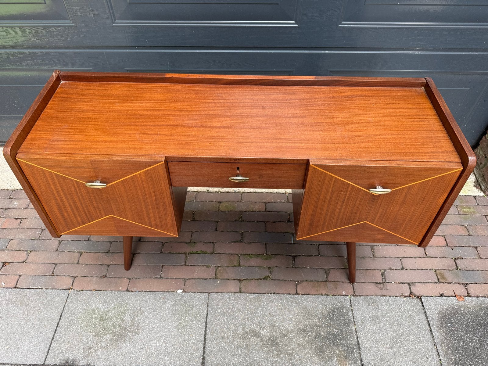 Louis van Teeffelen kaptafel / dressoir / side table, Gebruikt, 100 tot 150 cm, Ophalen of Verzenden, Gijpsvintage