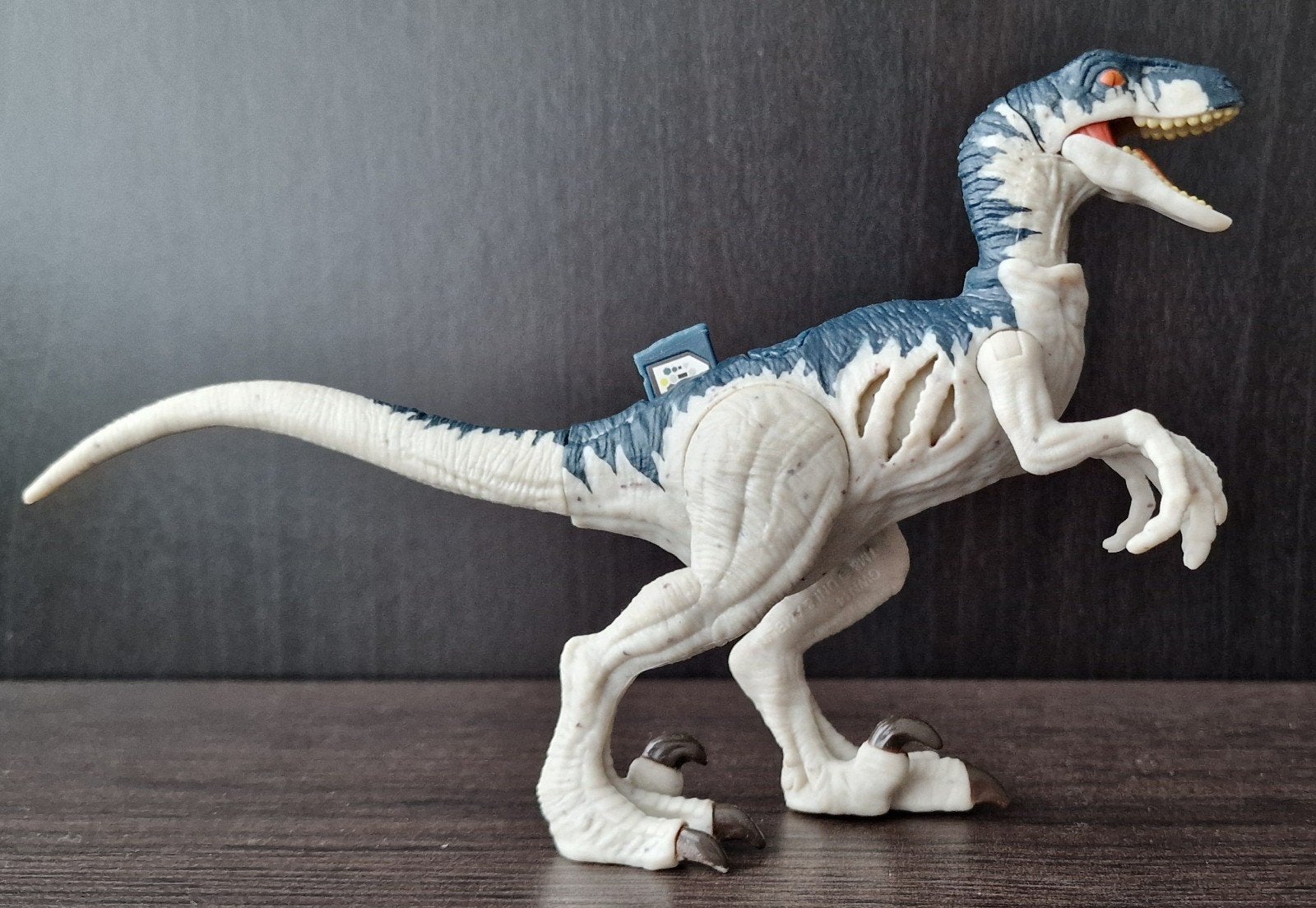 Jurassic World Extreme Damage Dino Velociraptor, Ophalen, Gebruikt