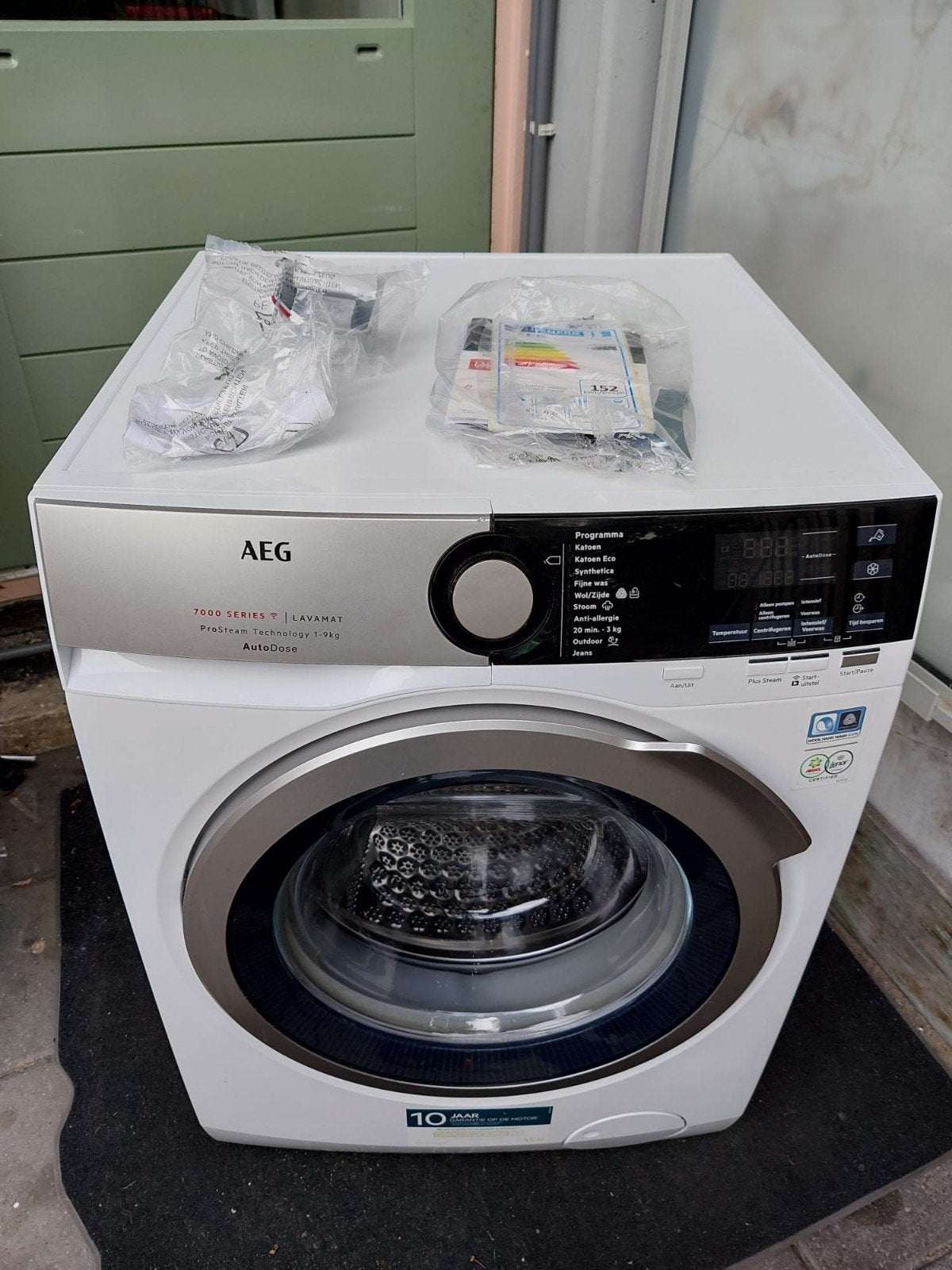 Foto 2 van Aeg wasmachine 9 kg Autodose