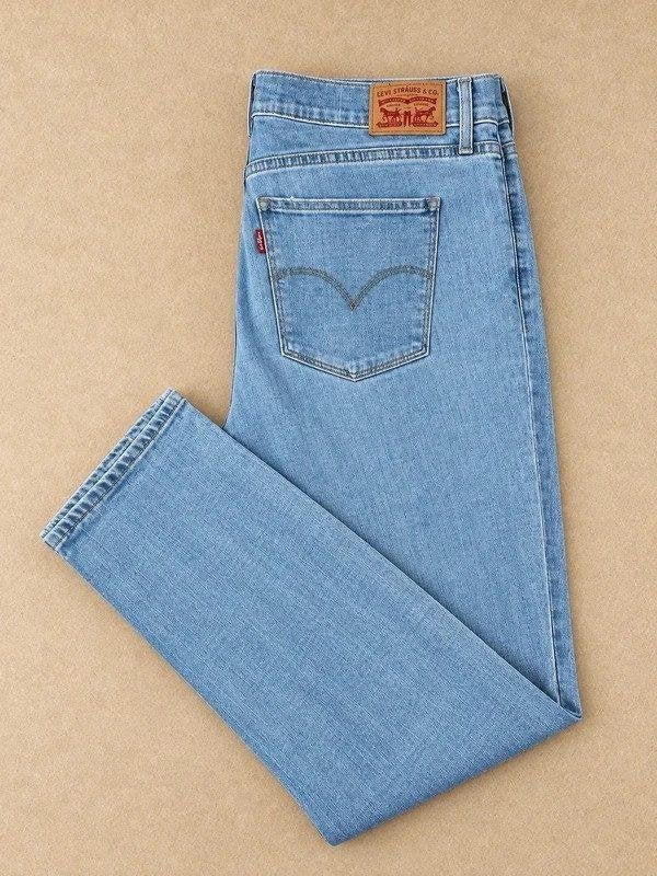 Levi Strauss 314 Shaping Straight Jeans Lichtblauw W32 L30, Blauw, Ophalen of Verzenden, Zo goed als nieuw, W27 (confectie 34) of kleiner