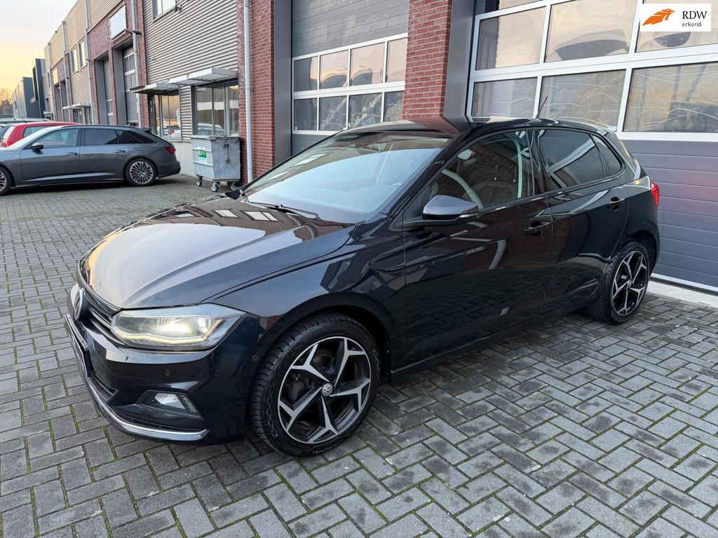 Volkswagen POLO 1.0 TSI Highline DSG LED ACC Carplay Camera, Gebruikt, Euro 6, 95 pk, Zwart